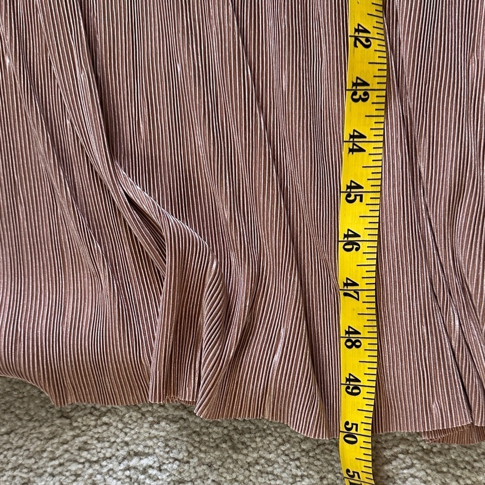 Skies Are Blue Blush Champagne Tiered Maxi Dress Pleated Party Holiday Small NWT - Picture 9 of 10